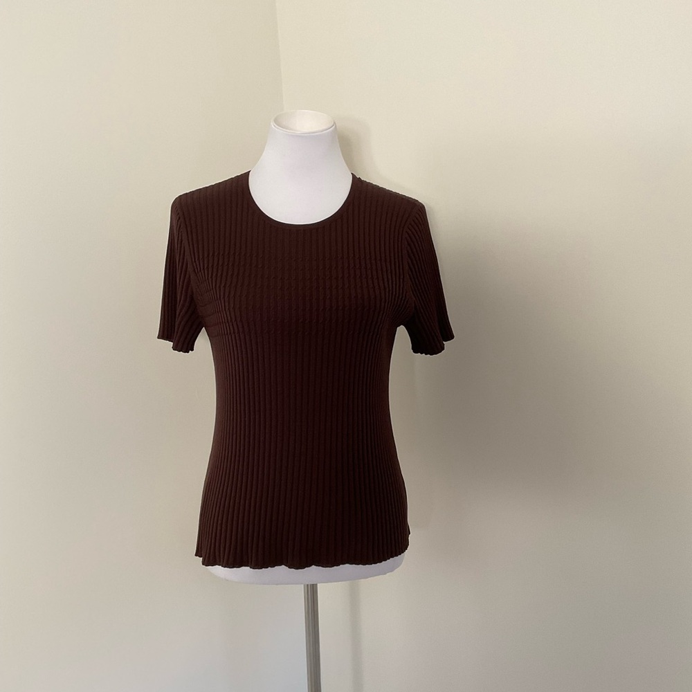 Kasper Chocolate Brown Ribbed Knit Short Sleeve Sweater Top